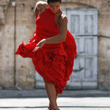 Bailar flamenco de calle con clases online de baile flamenco